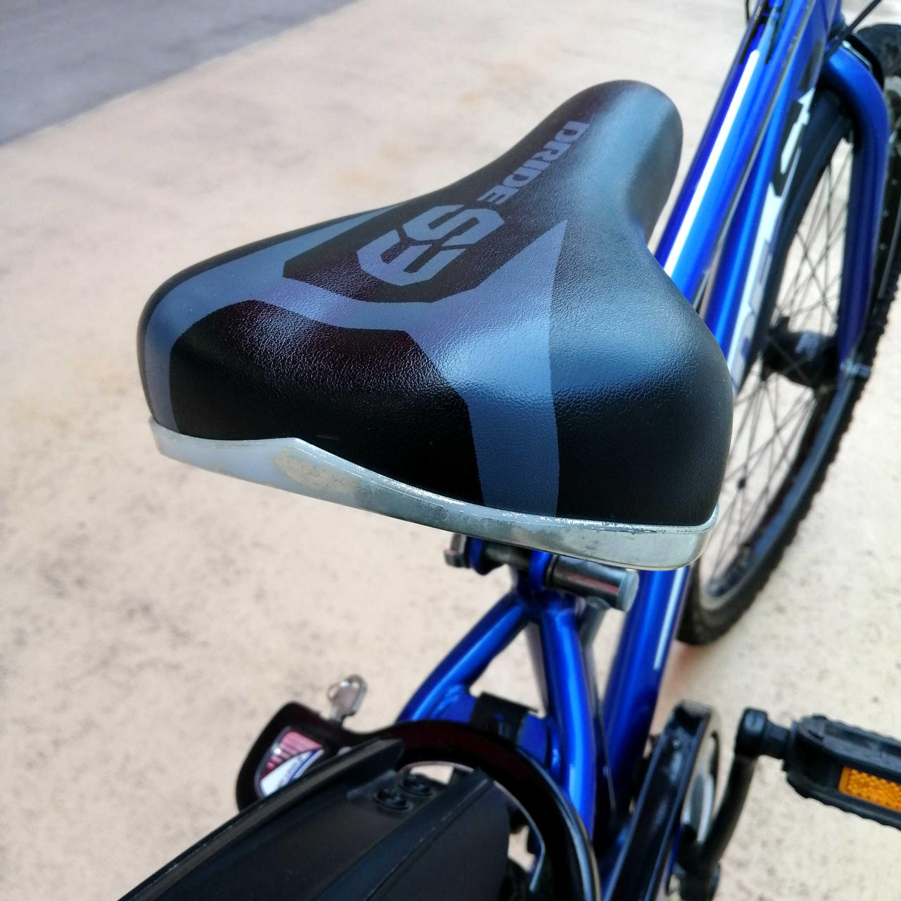 擦れがあります