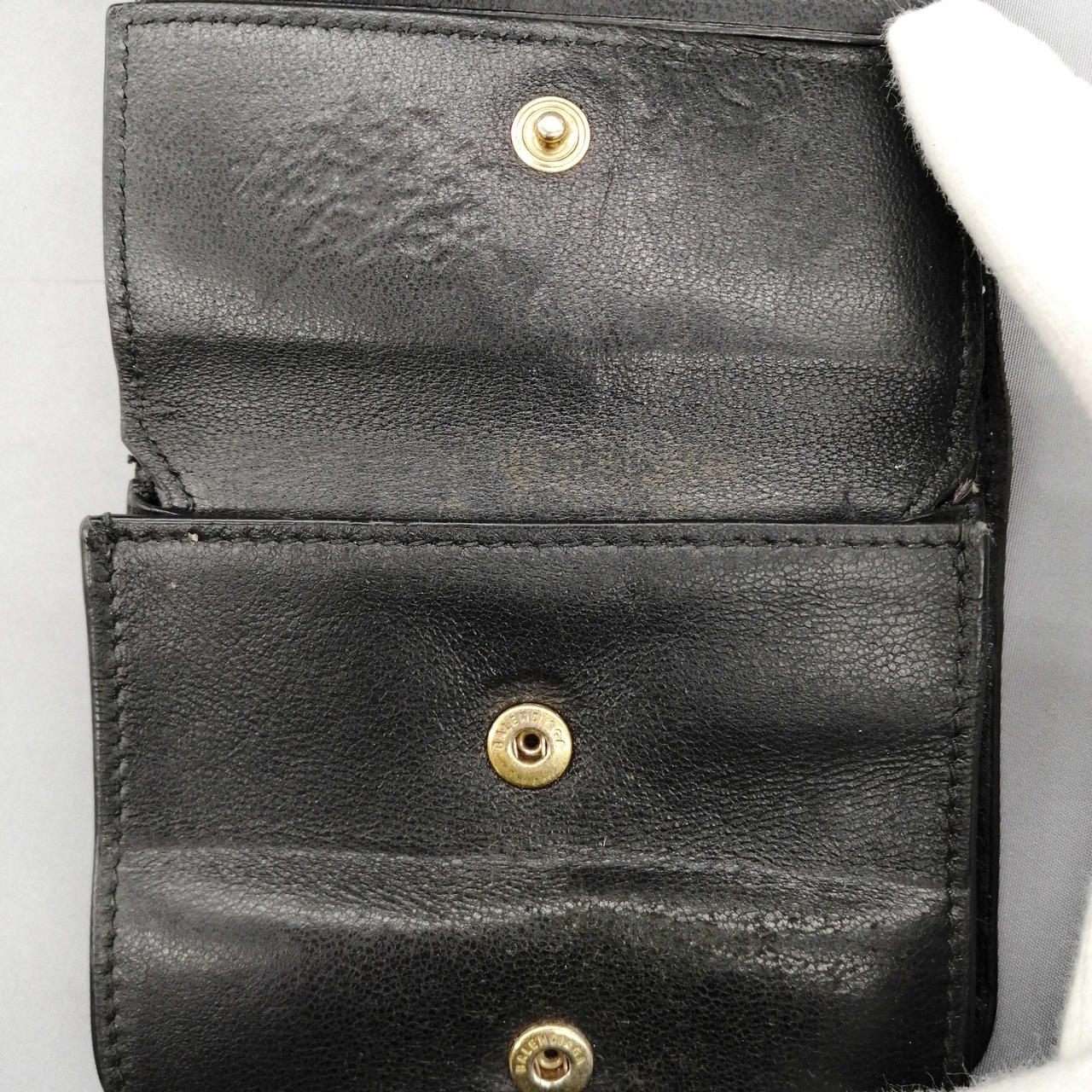 キズや汚れ、使用感があります