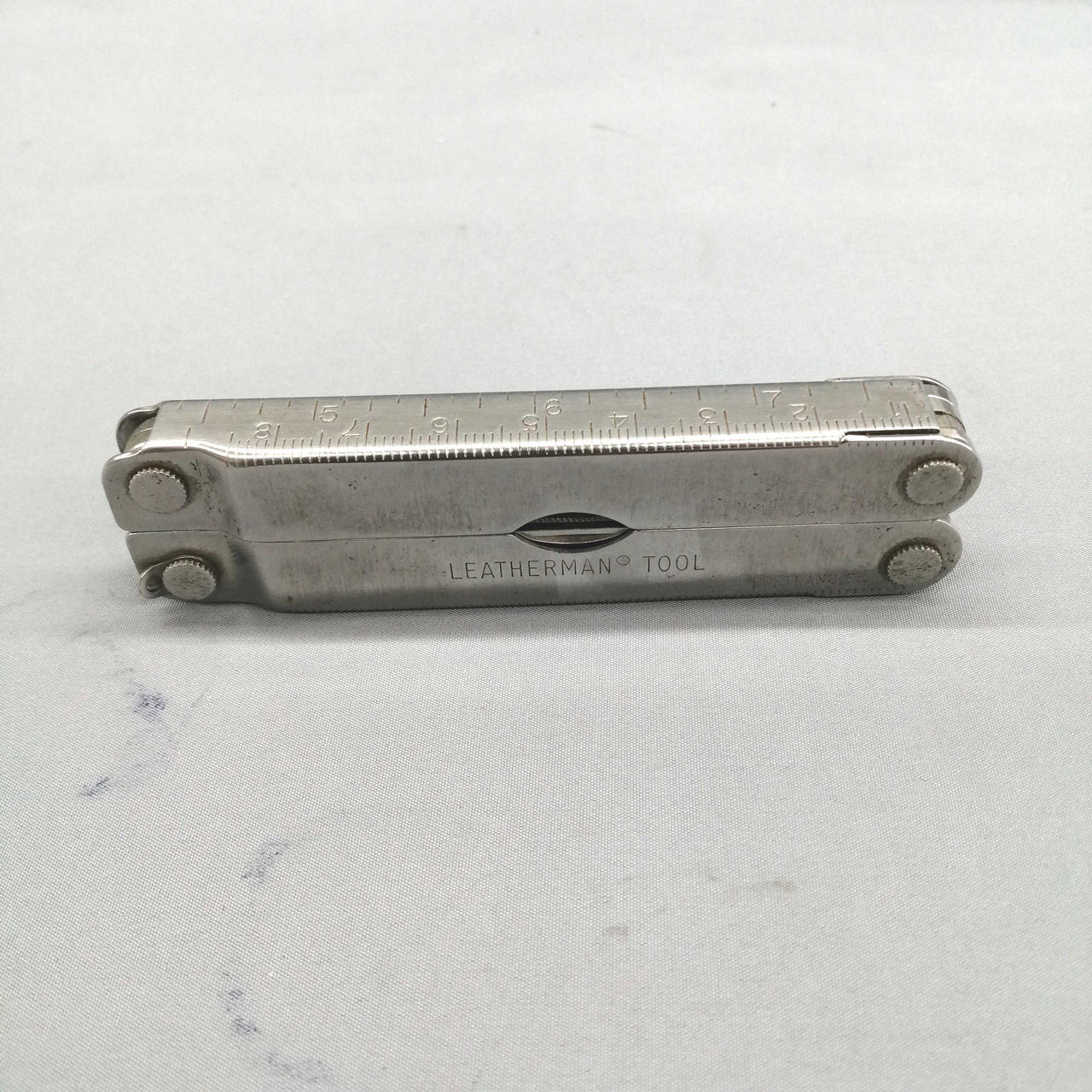 LEATHERMANのマルチツールです。
