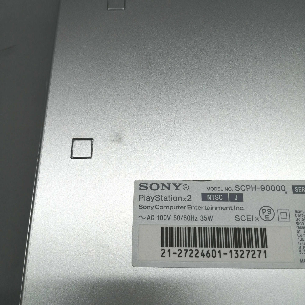 キズがあります。