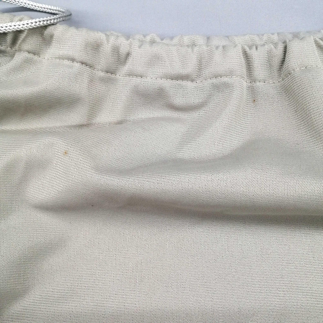 シミ汚れがあります。