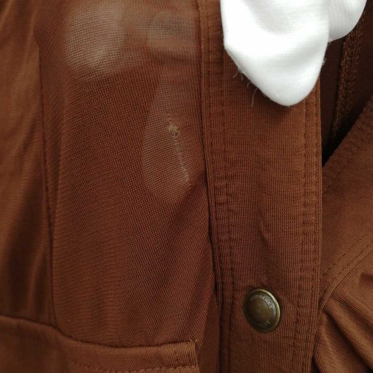 引っ掛けた様なキズがあります。