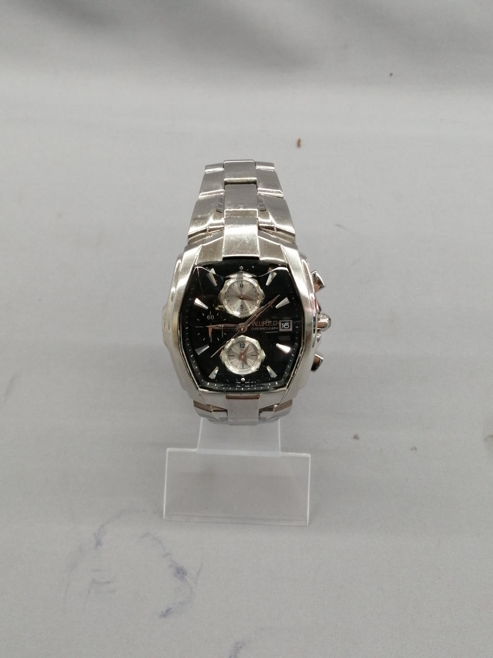 全体的に擦り傷などがあります。