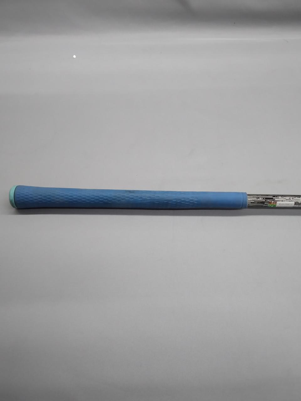 グリップ汚れてます。