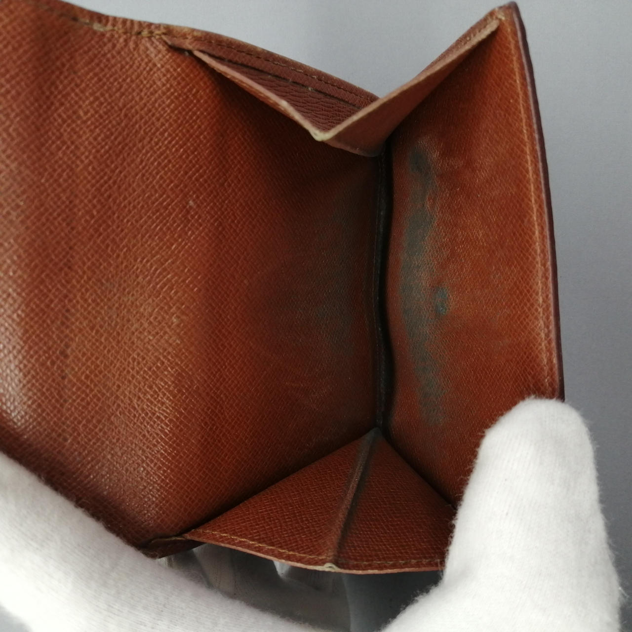 汚れがあります。