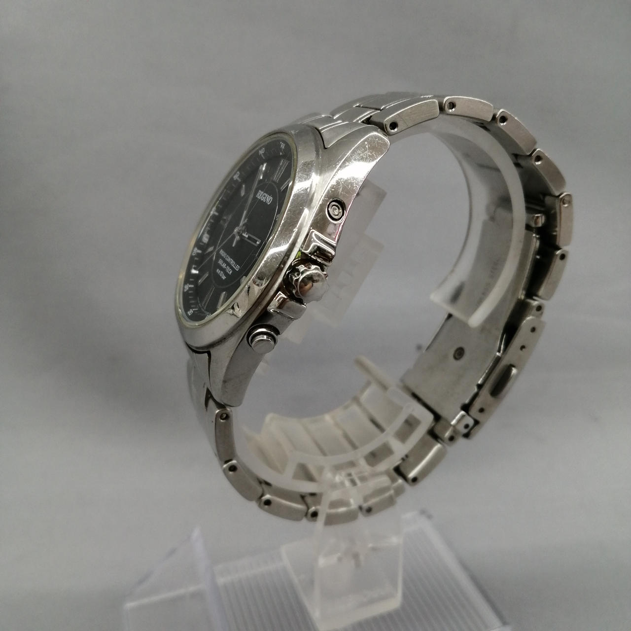 下のボタンが使えません。