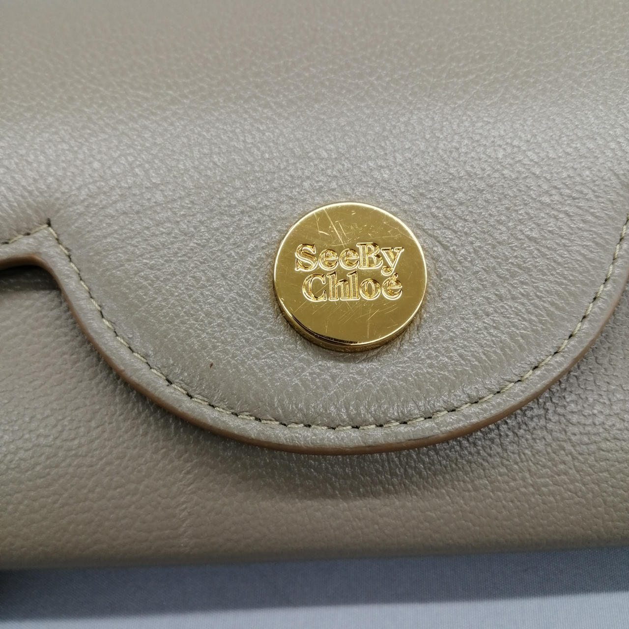 キズがあります