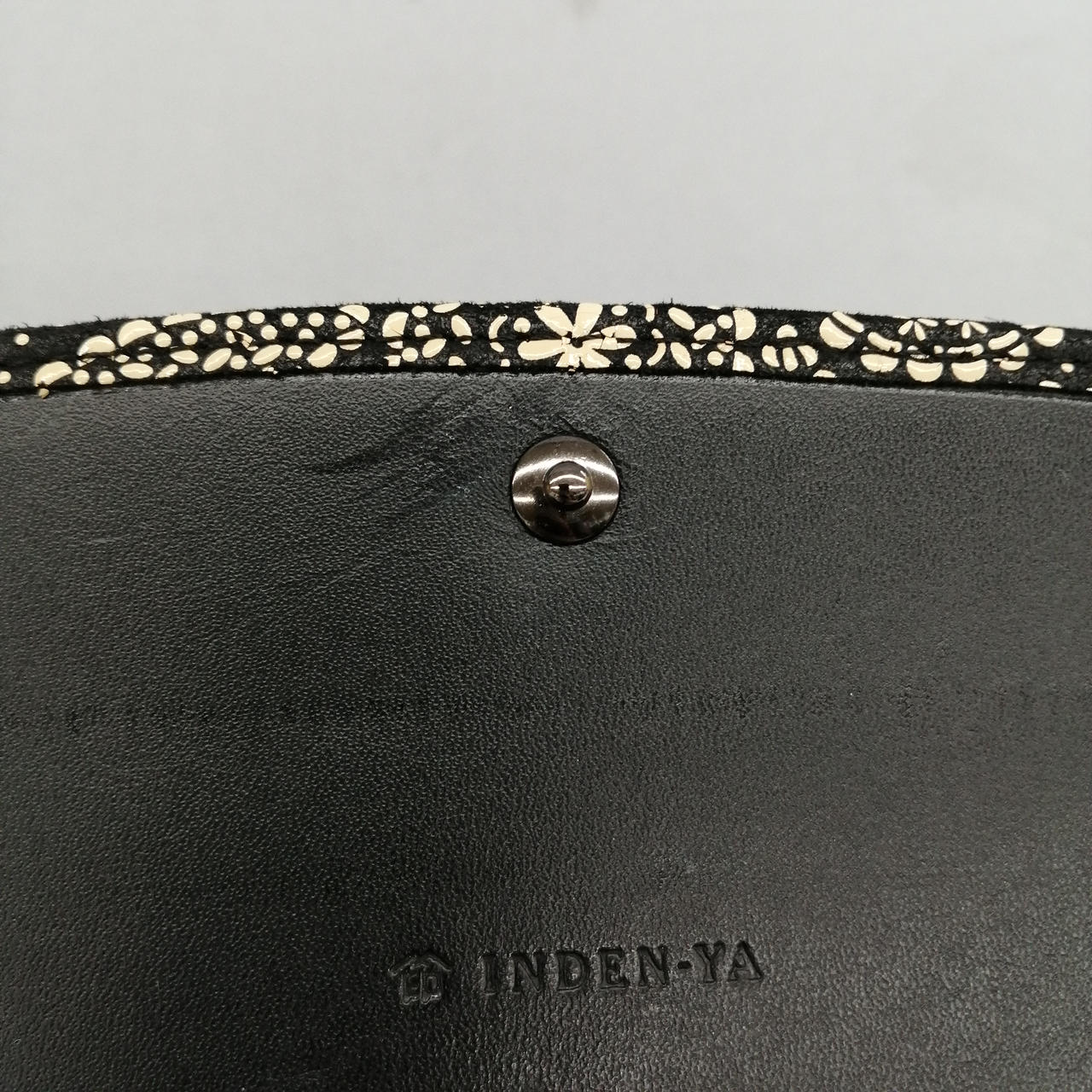 擦り傷があります