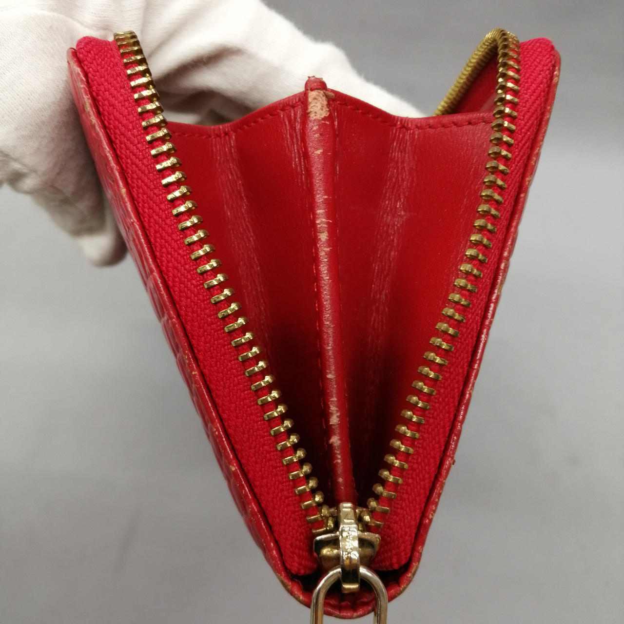 劣化しています