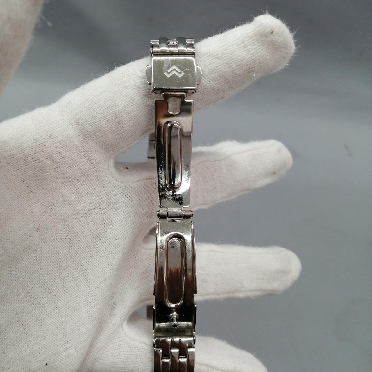 キズ、汚れがあります