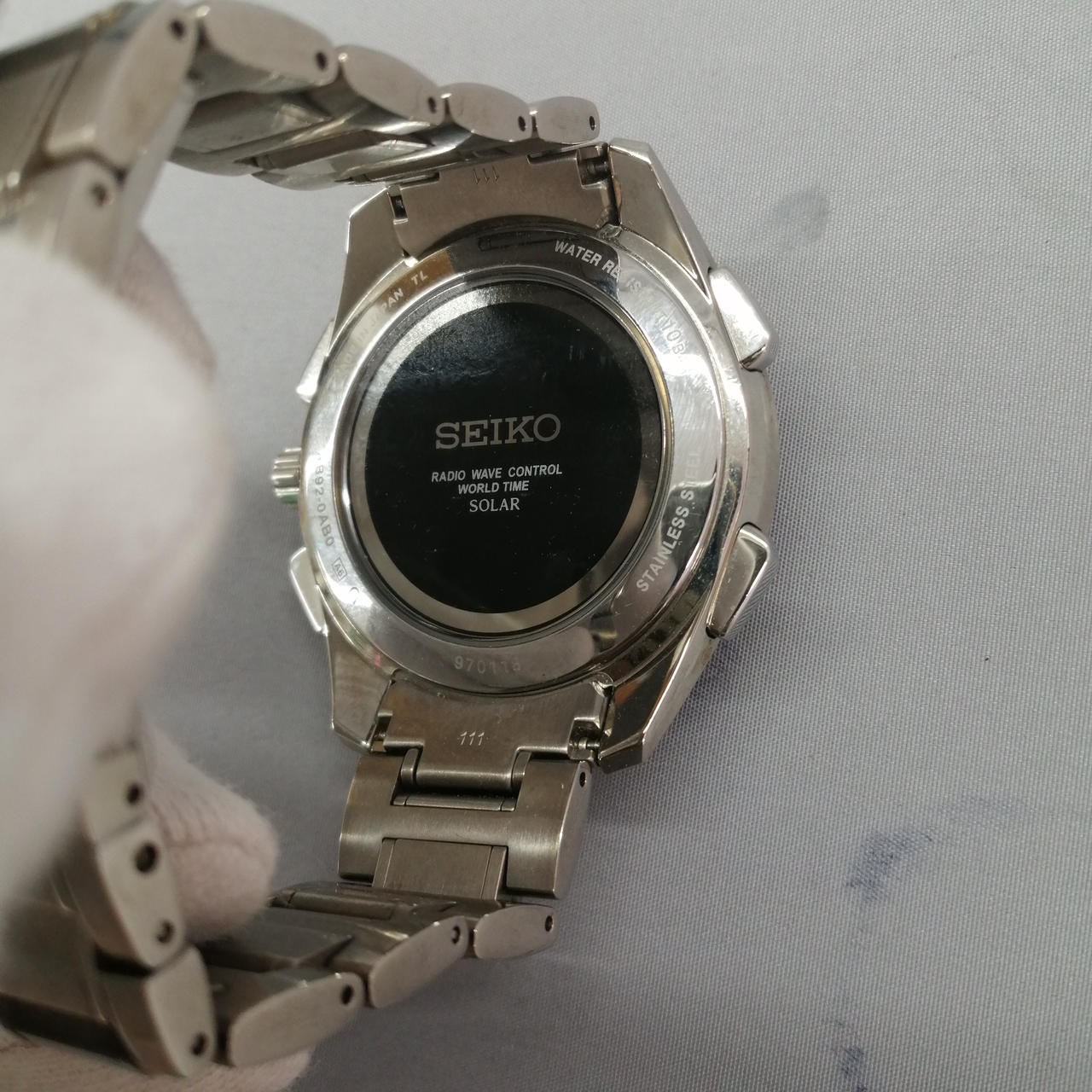 キズや汚れがあります。