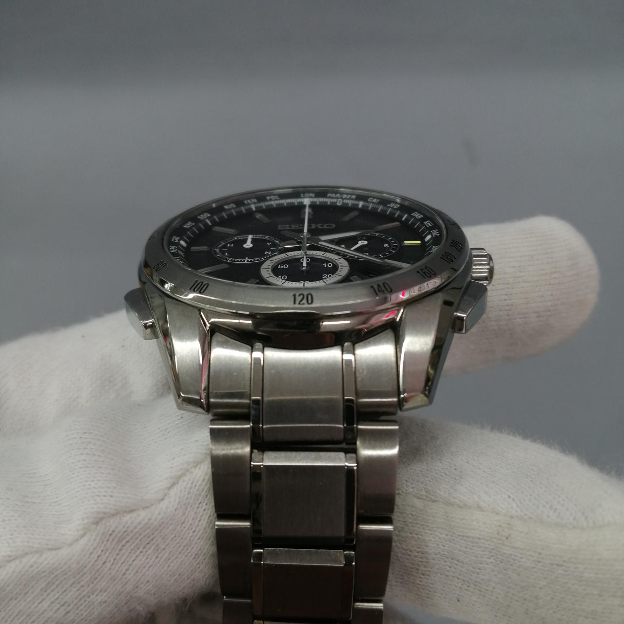 キズや汚れがあります。