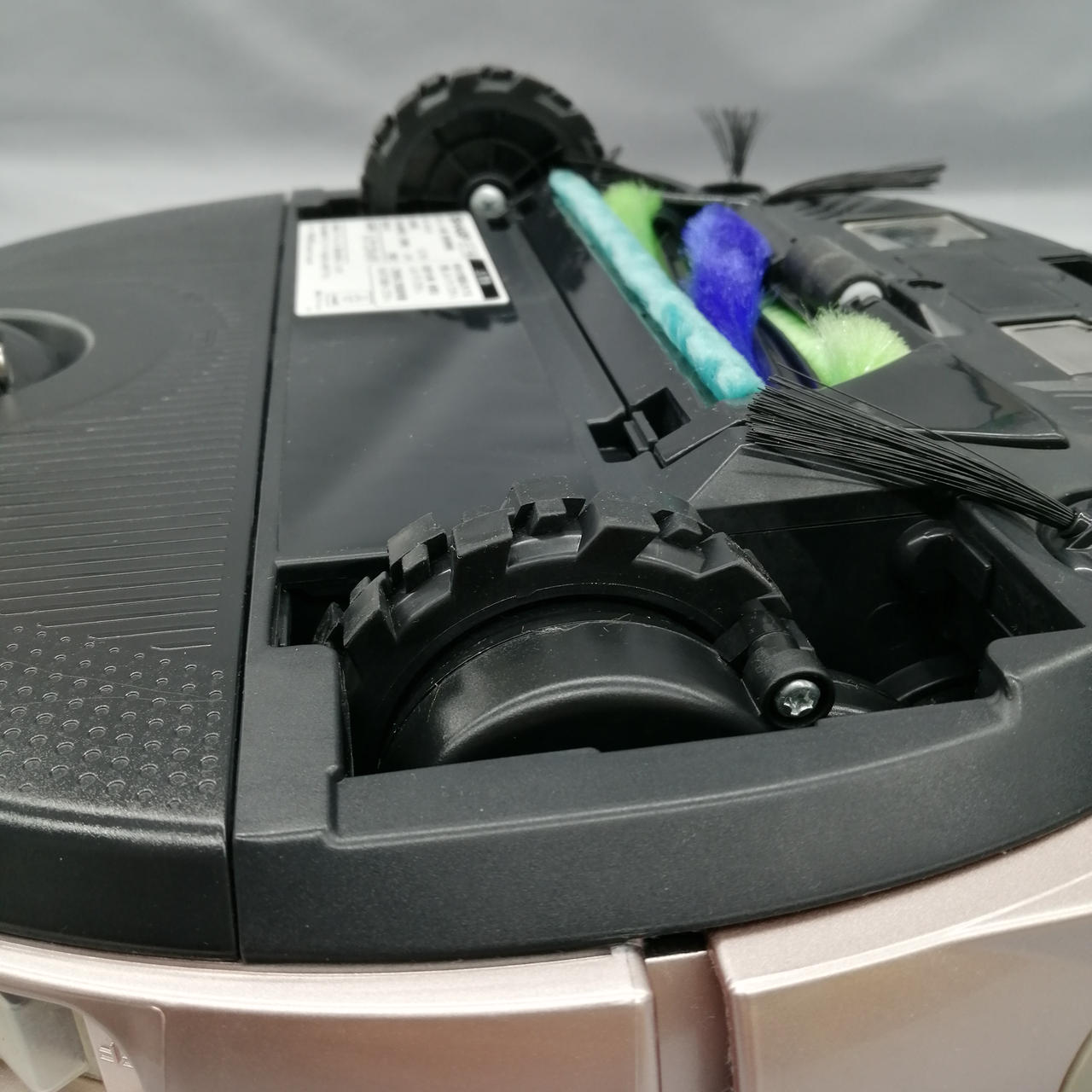 下がったままの状態になります。