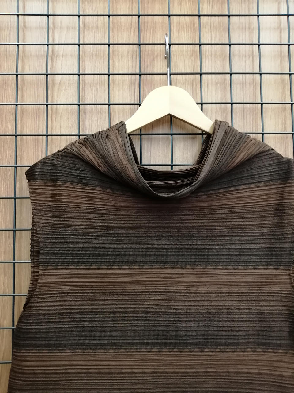 イッセイミヤケ(ISSEY MIYAKE)|ノースリーブカットソー|【ハードオフ