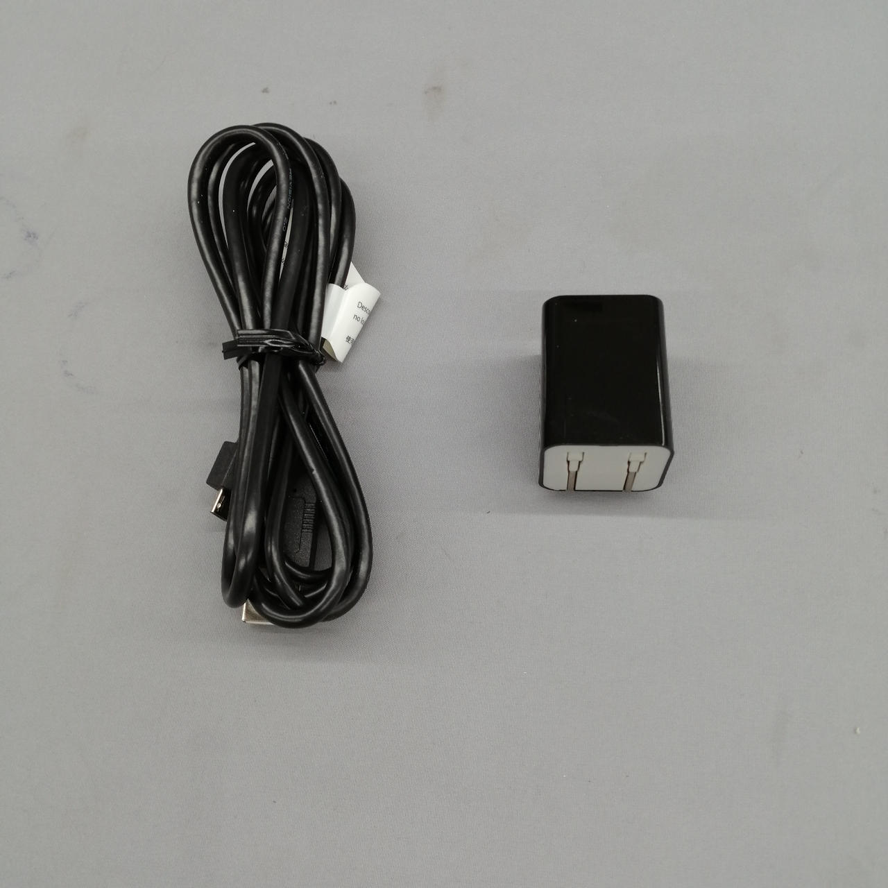 電源供給用USBケーブル、電源コネクター