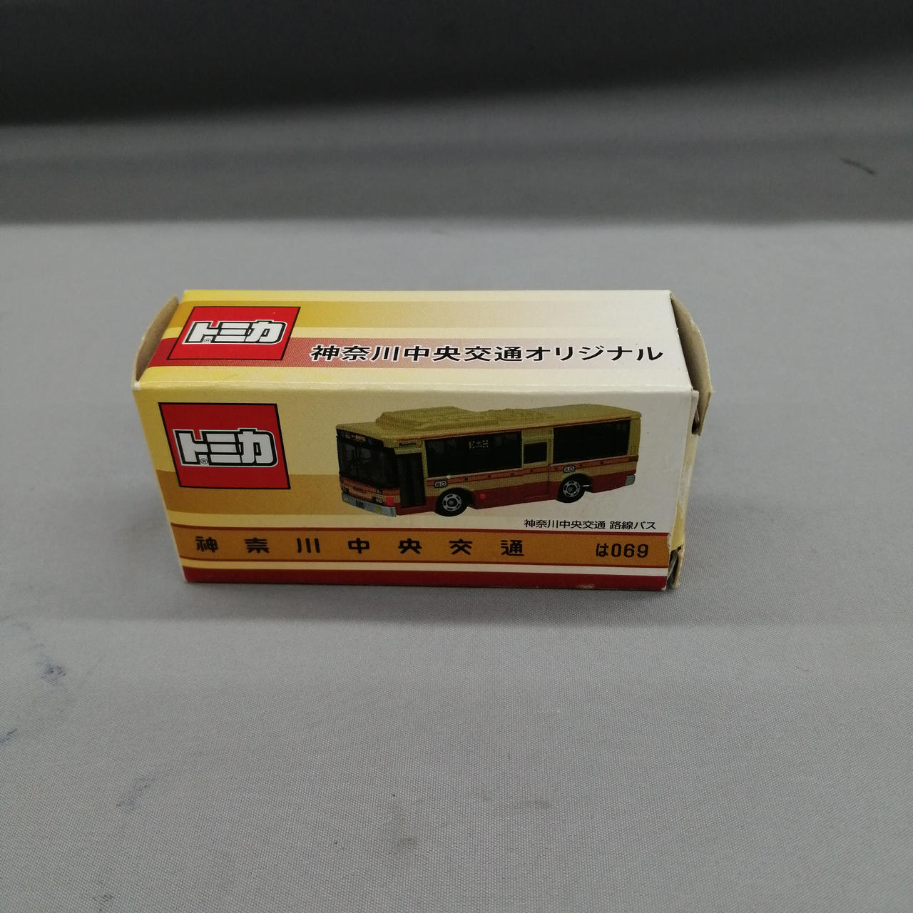 神奈川中央交通オリジナルトミカです。