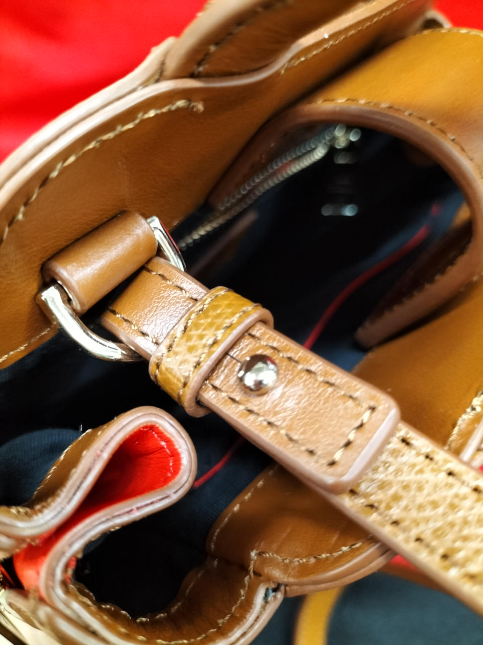 ショルダー金具部分