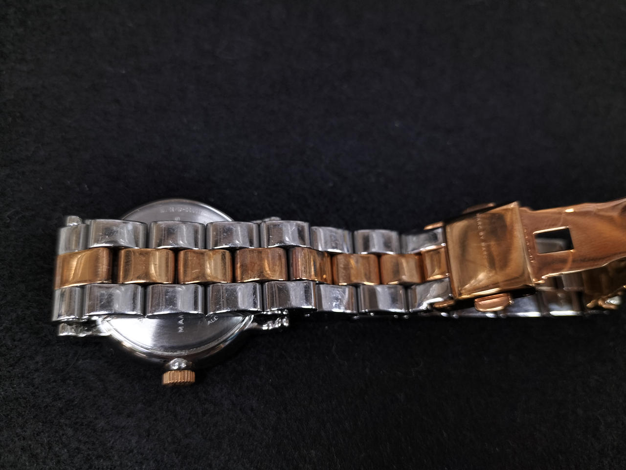 ベルト　細かなキズあり