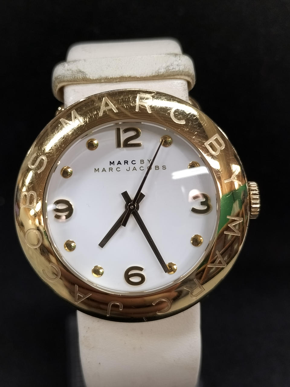 細かなキズあり