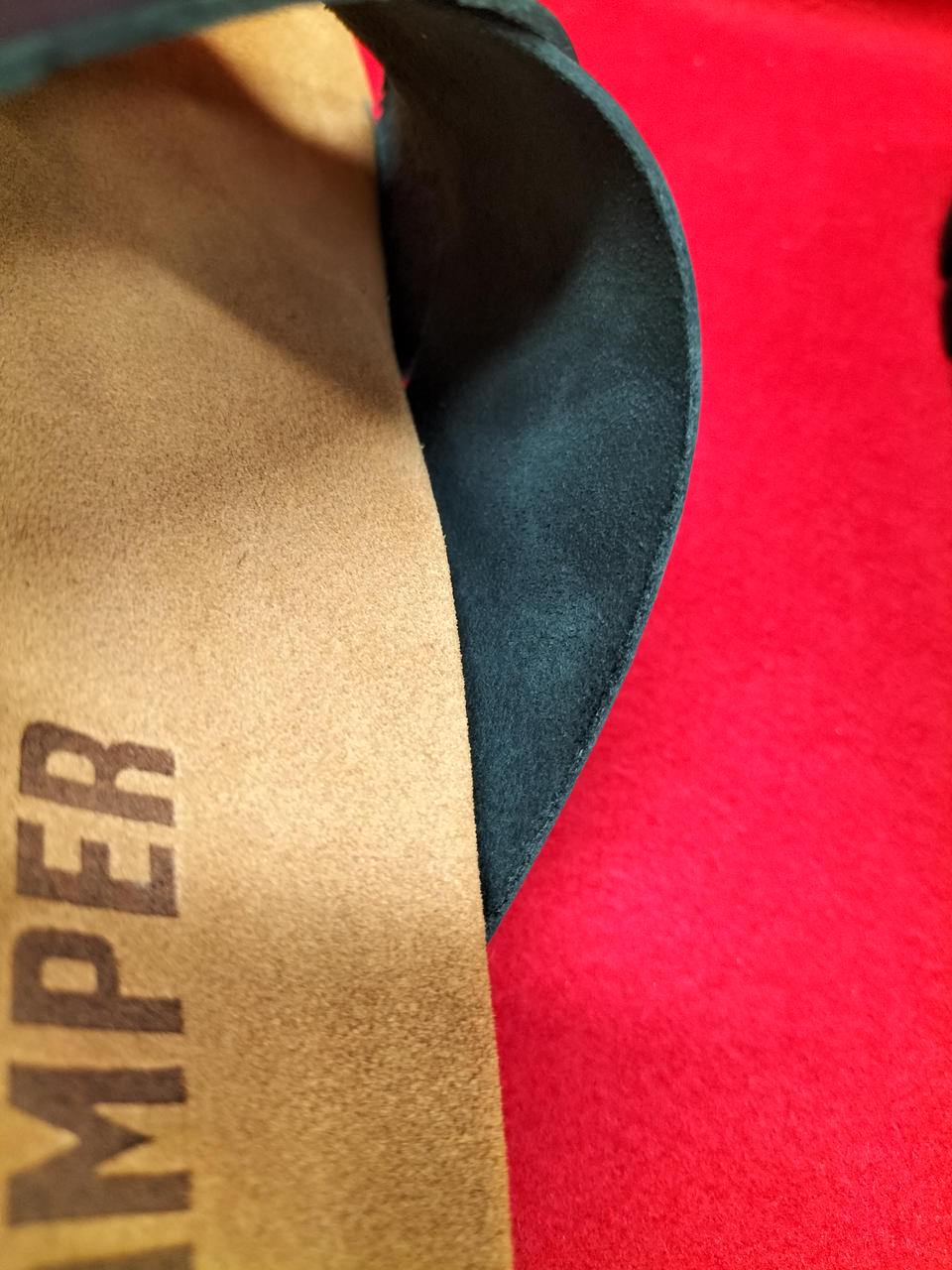 内側毛羽立ちあり