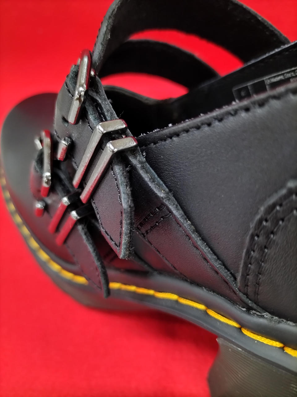 ベルト部分割れあり