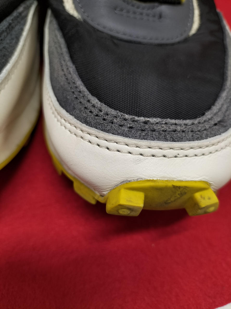 左足先端劣化あり