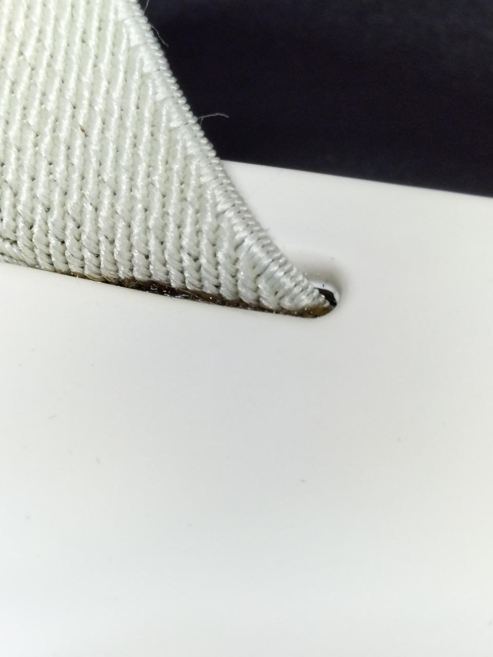 右足側　汚れあり