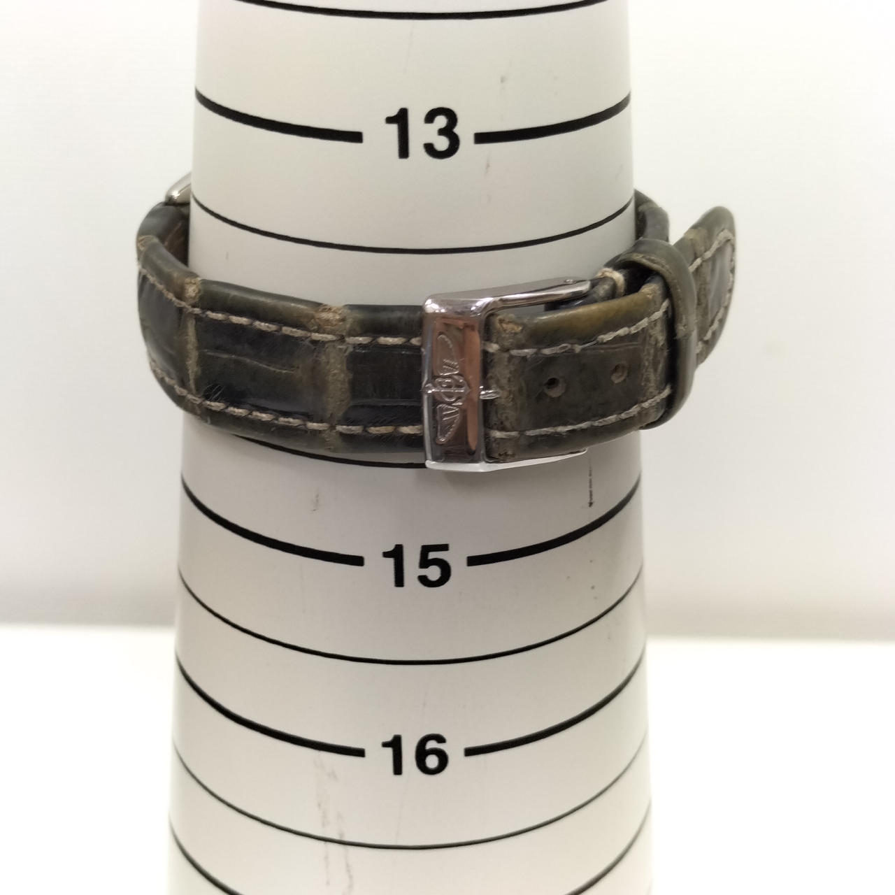 腕周りサイズ最小約14cm