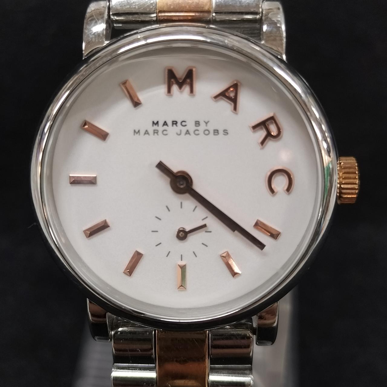 文字盤　外ガラス右下にキズあり