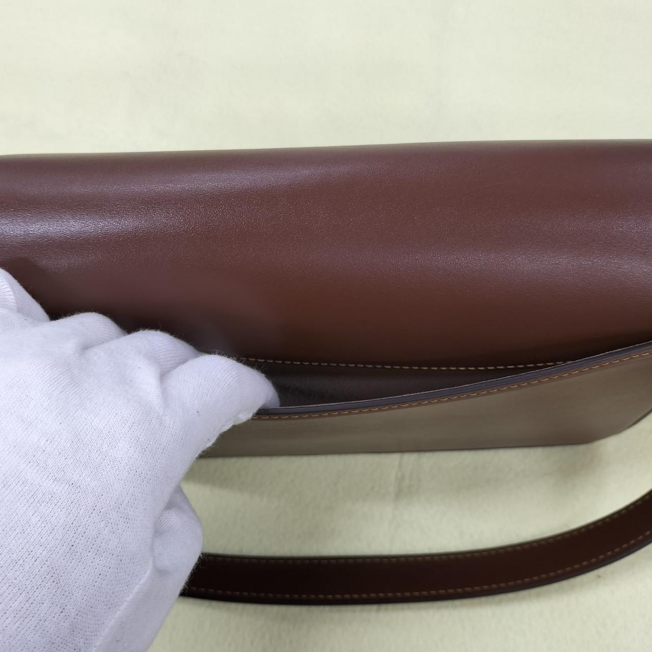 背面ポケットあります
