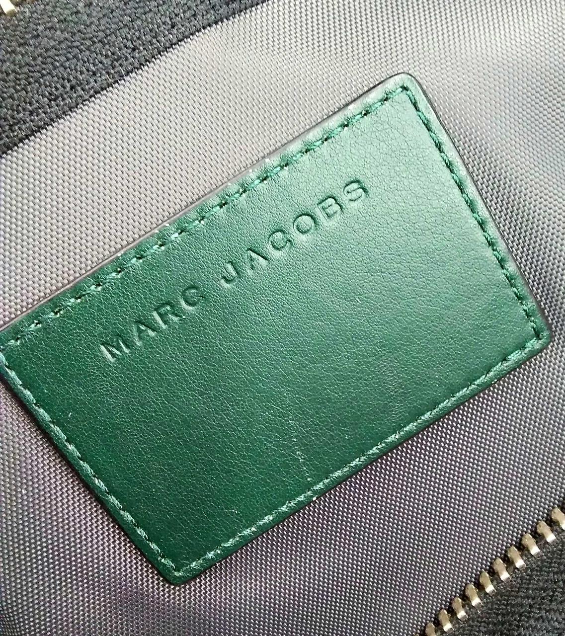 バッグ内側のタグ