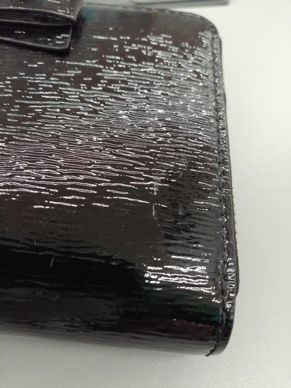 キズなどあります。