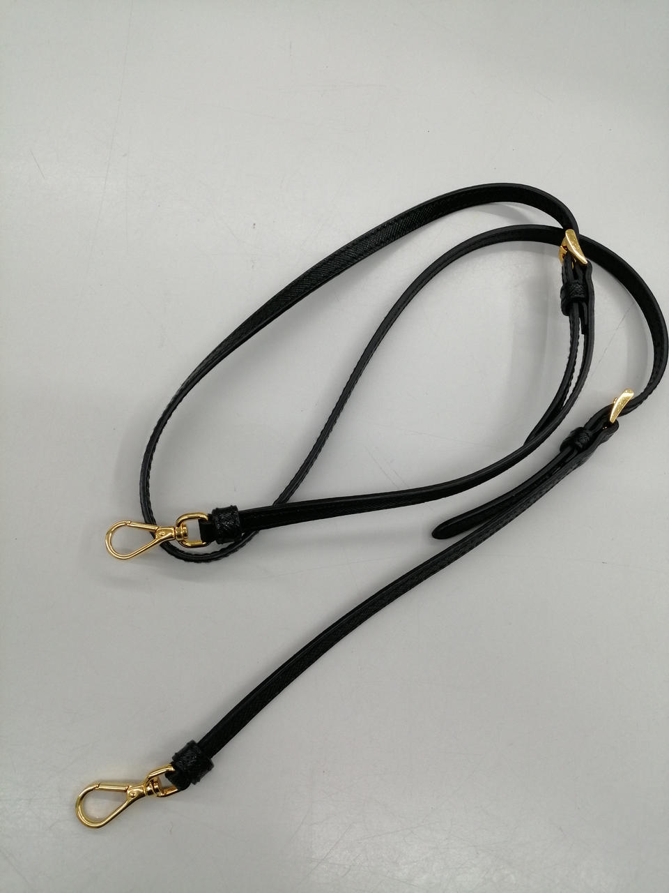 ショルダー長さ約109cm