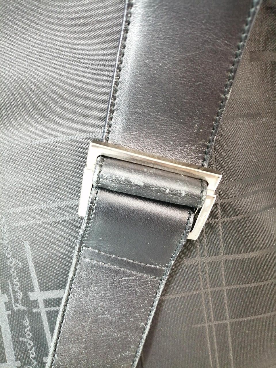 擦れなどあります。