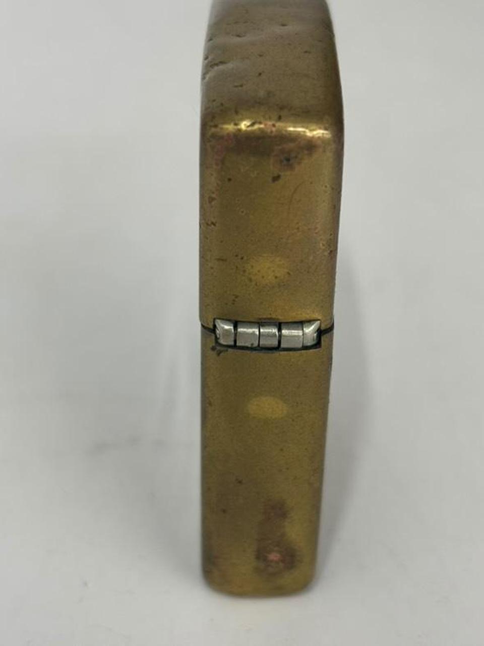 全体的な傷、汚れあり