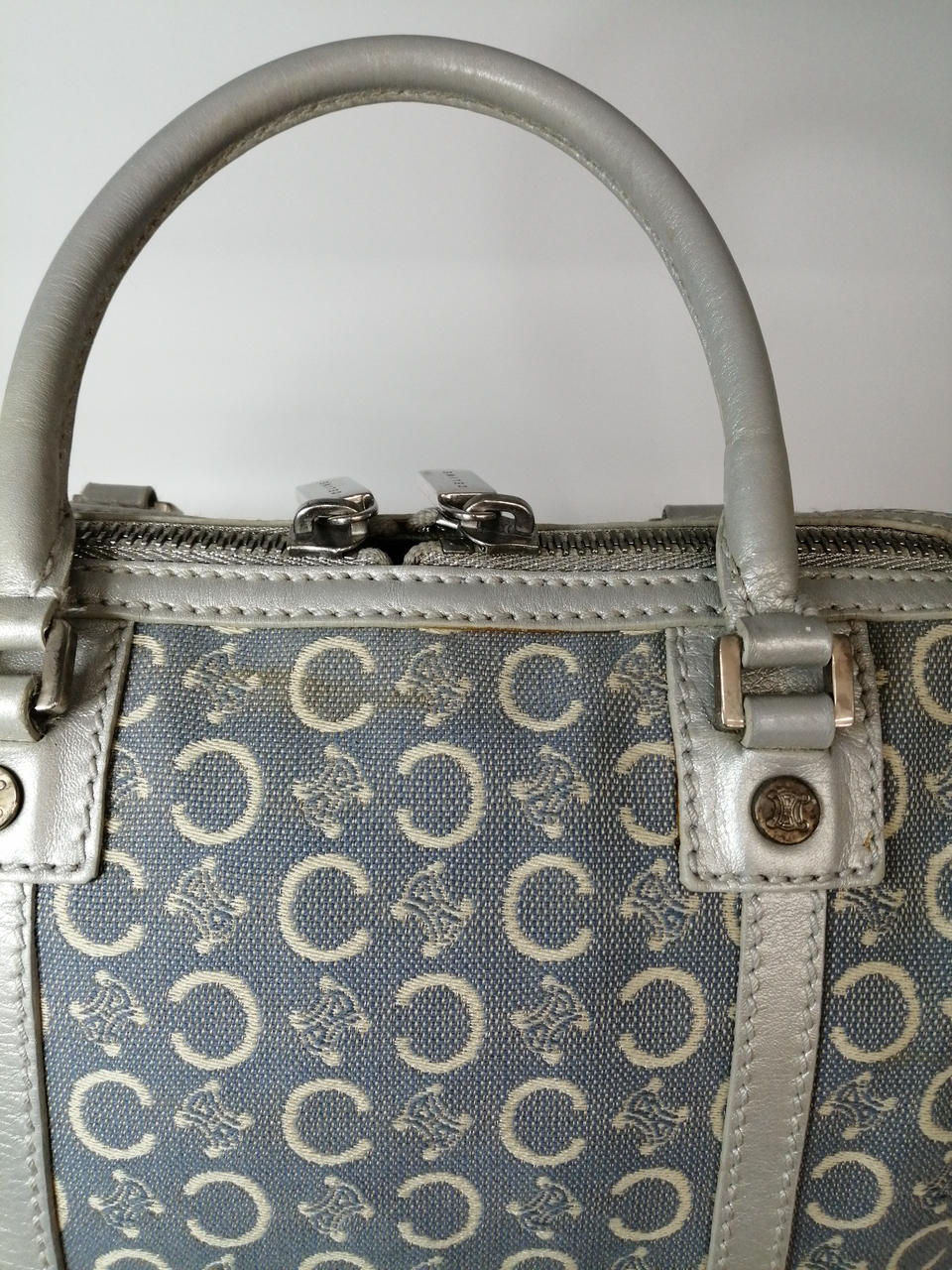 汚れなどあります。