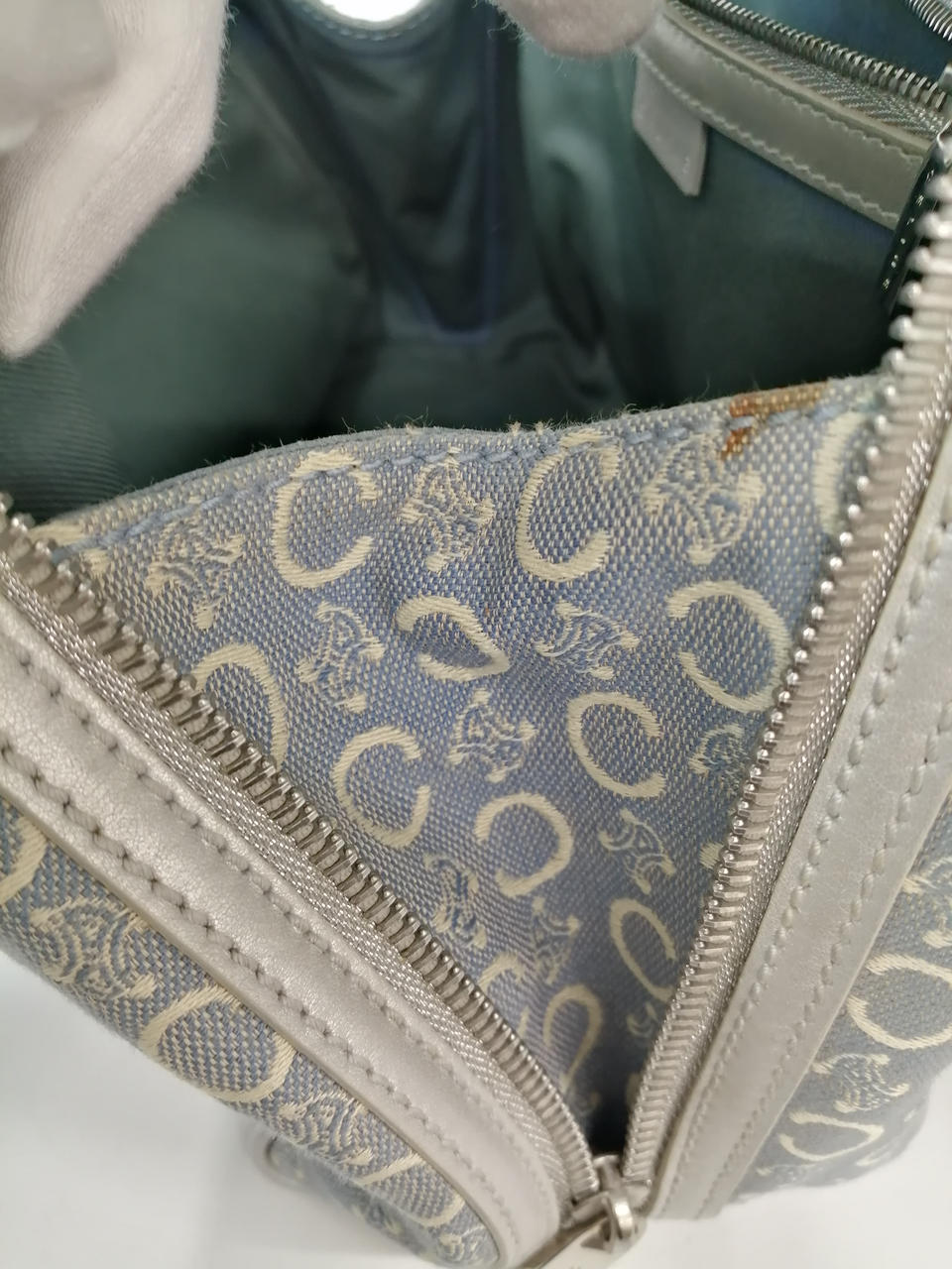 汚れなどあります。