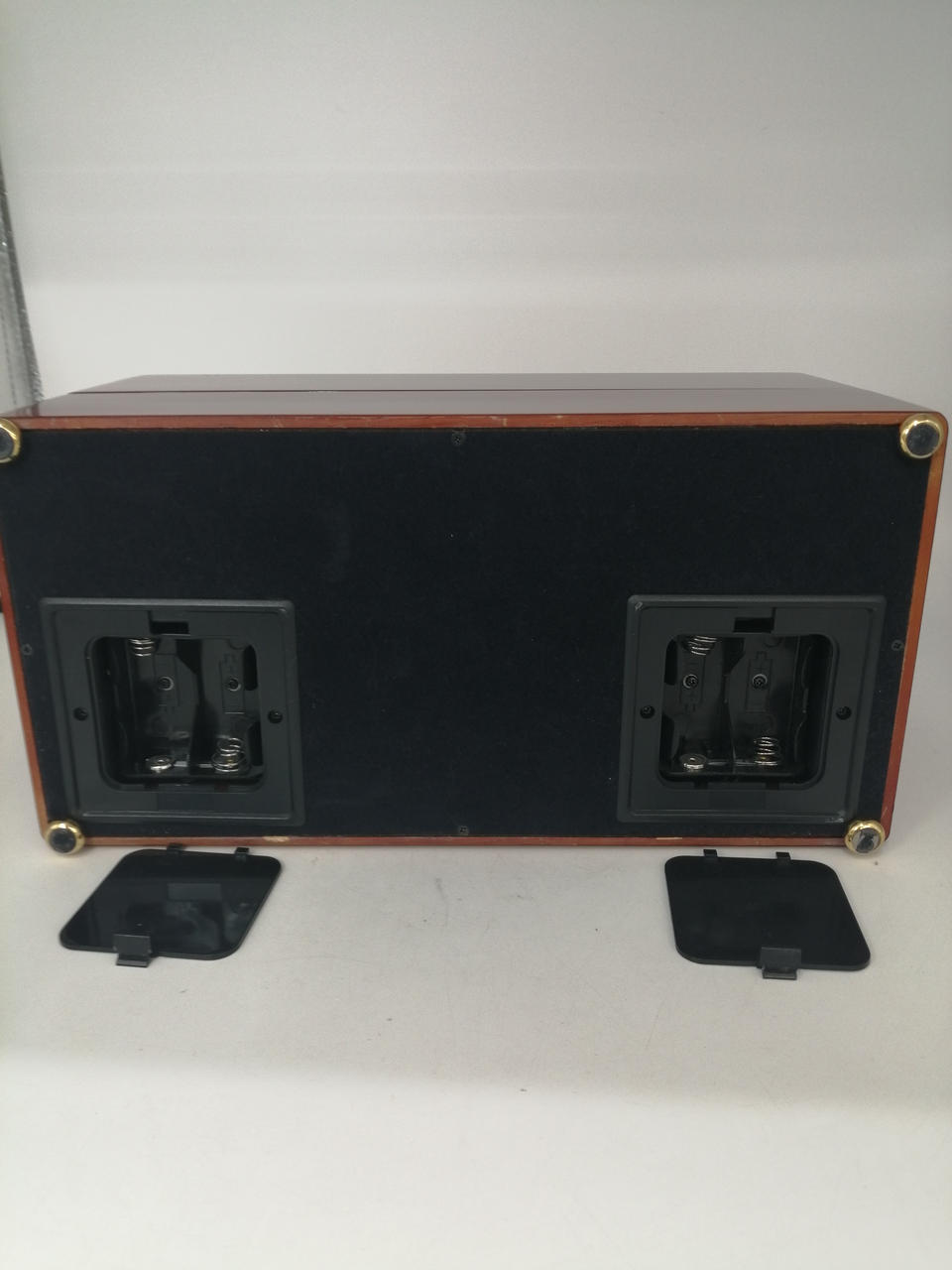 単2電池２本ずつでも動きます