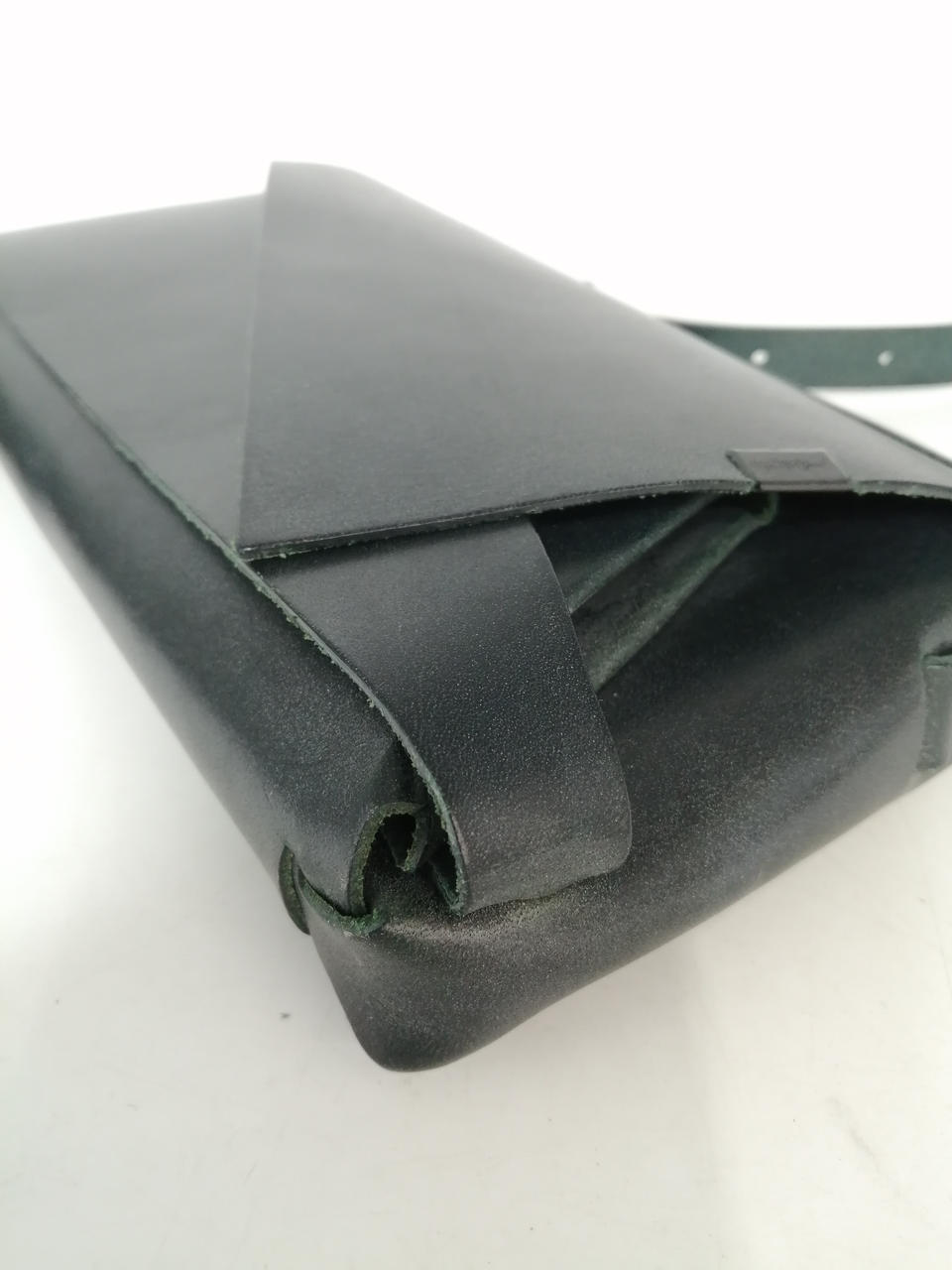 【所作】ショルダーバッグ 黒 オールレザー 所作|レザーショルダーバッグ|HARDOFFオフモール（オフモ