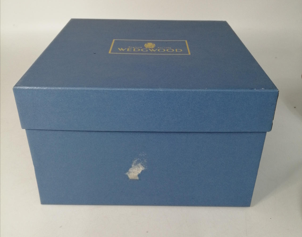 箱に剥がれあります