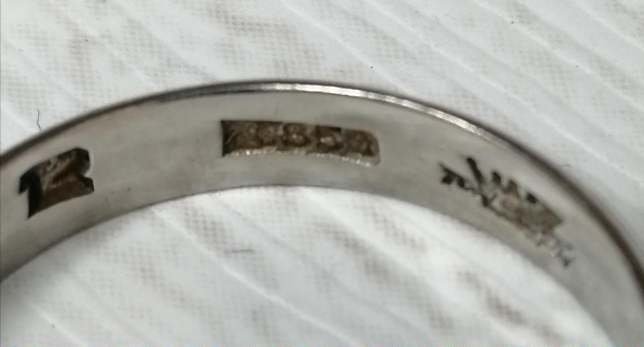 PT850刻印あります。