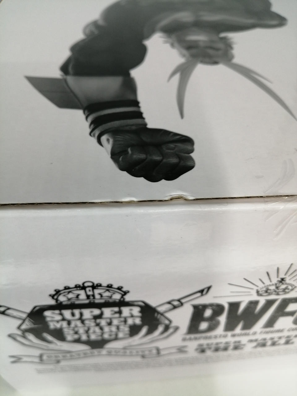 凹みあります。