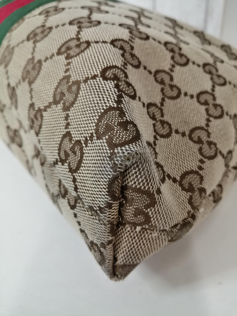 角スレあります。