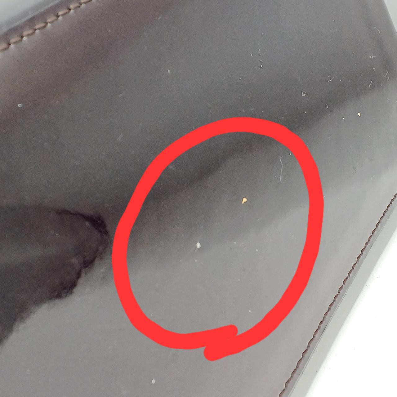 赤丸箇所に剥がれあり