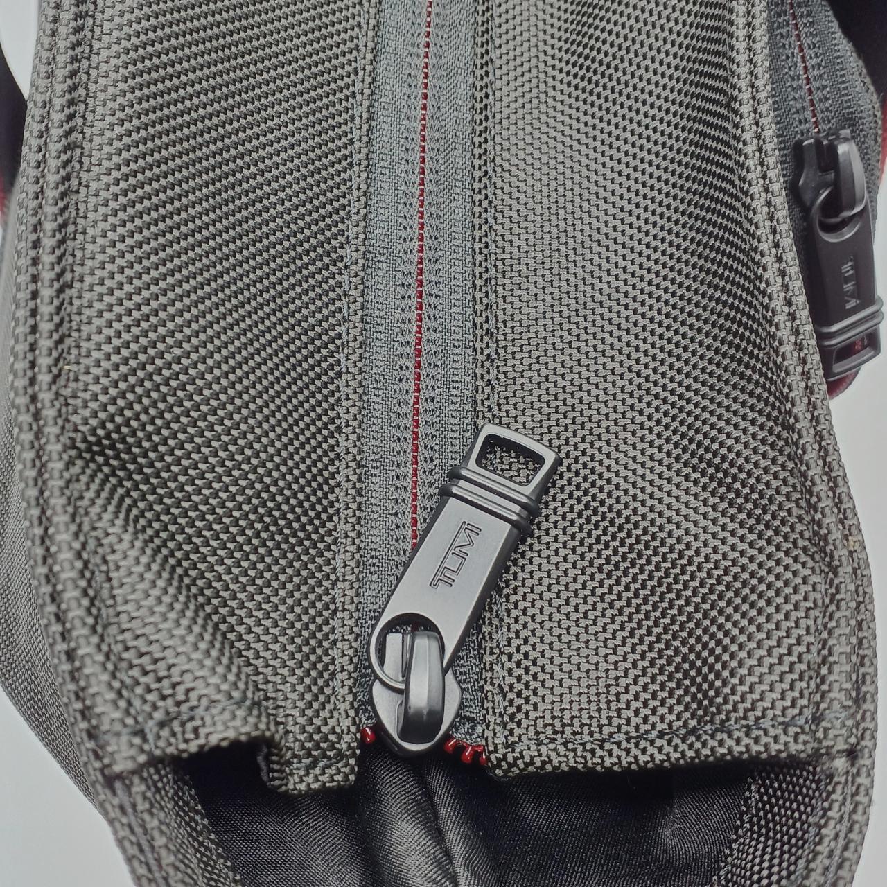 廃盤　TUMI 　トートバッグ　ヨーク　YORK MISSION 廃盤 TUMI トートバッグ ヨーク YORK MISSION