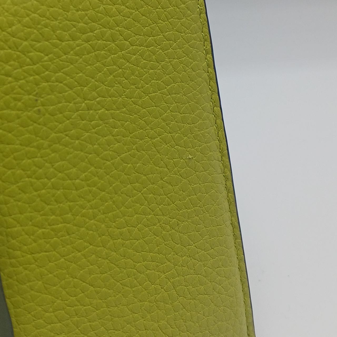 小さなハゲがございます