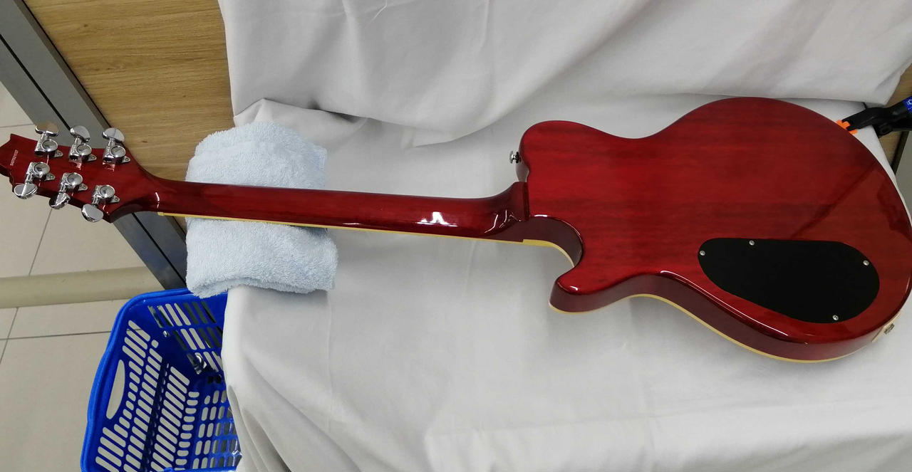 BOHEMIAN エレキギター 赤 BOHEMIAN GUITARS】ボヘミアンギターズ