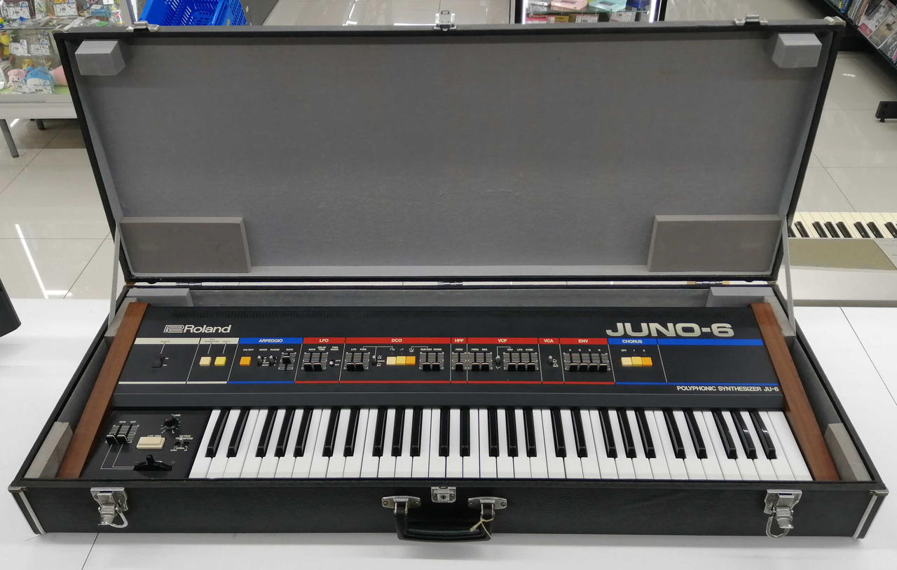 Roland シンセサイザー JV-80 ローランド ハードケース付き Minoru Kawazoe Synthesizer Museum - List