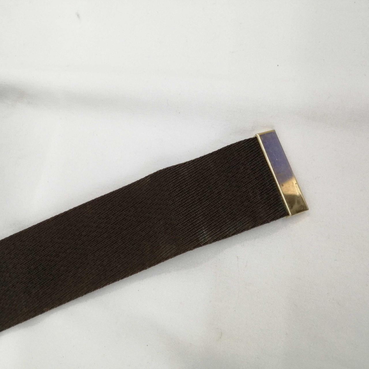 布、変色部分あり