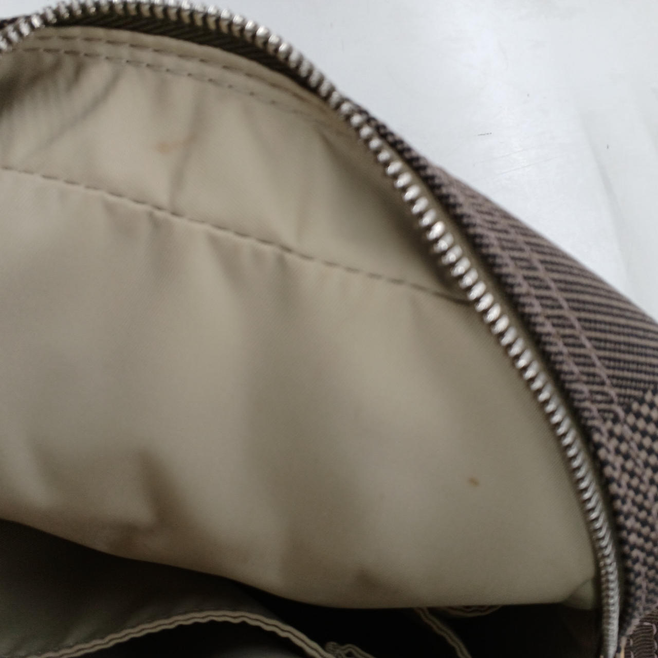 何ヵ所か汚れあり